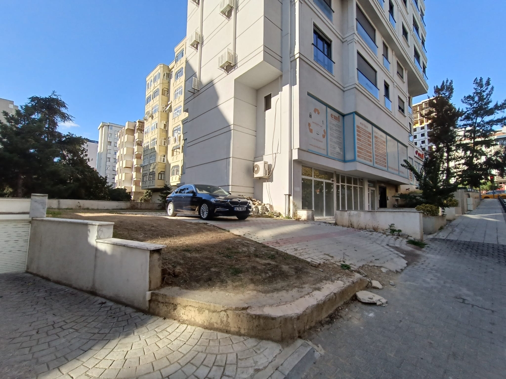 WhatsApp Image 2024-11-11 at 11.09.30 (1)